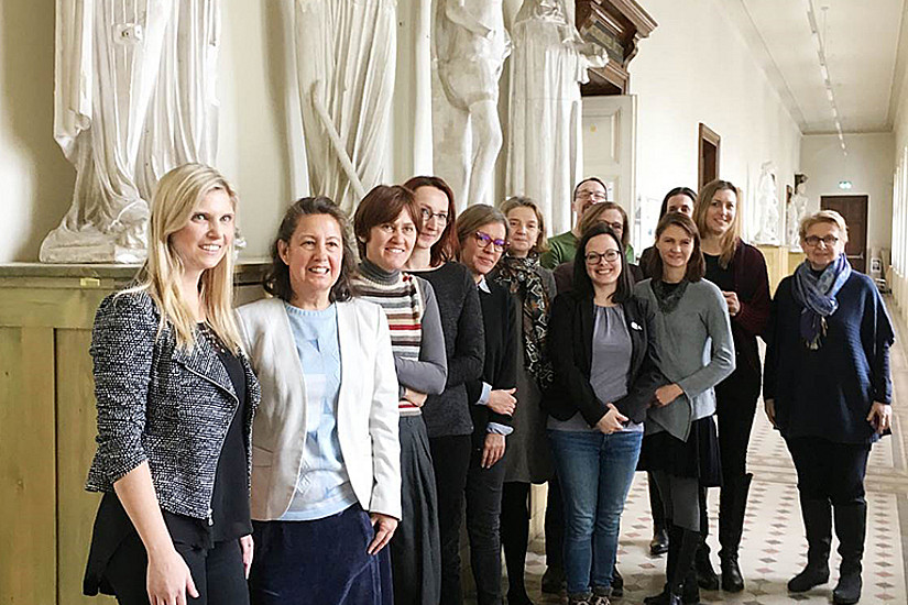Die TeilnehmerInnen der Partnerländer Kroatien, Slowenien und die GastgeberInnen Österreich am Institut für Kunstgeschichte der Uni Graz. Fotos: Eva Klein.