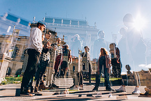 Die Universität Graz bringt Menschen durch Bildung für alle zusammen. Neu im Angebot ist die Reihe UNItogether. Foto: Uni Graz/Kanizaj
