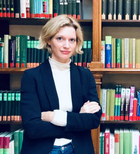 Assistant Professor Dr. Katharina Felka 