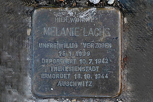 Der Stolperstein für Melanie Lachs ist Teil der digitalen Erinnerungslandschaft. Foto: Sabrina Melcher 