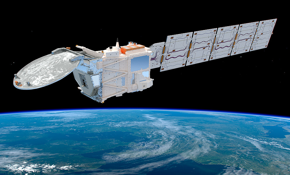 EarthCARE-Satellit über Europa
