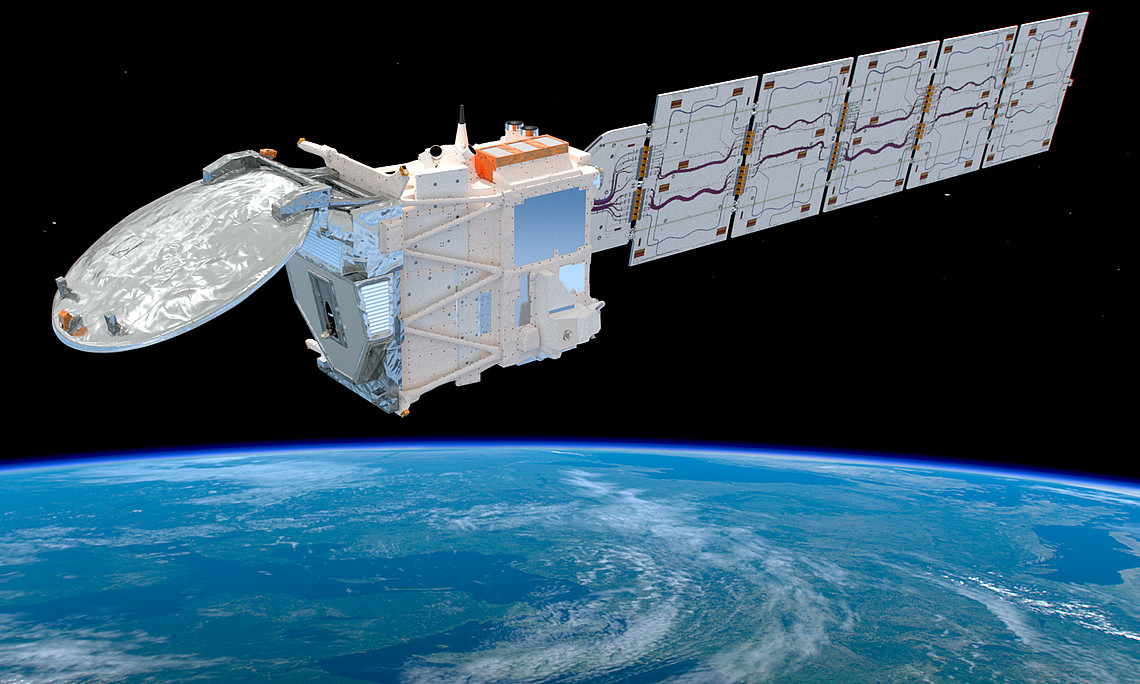EarthCARE-Satellit über Europa