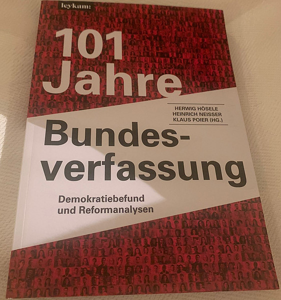 Buchpräsentation "101 Jahre Bundesverfassung" - Institut Für ...