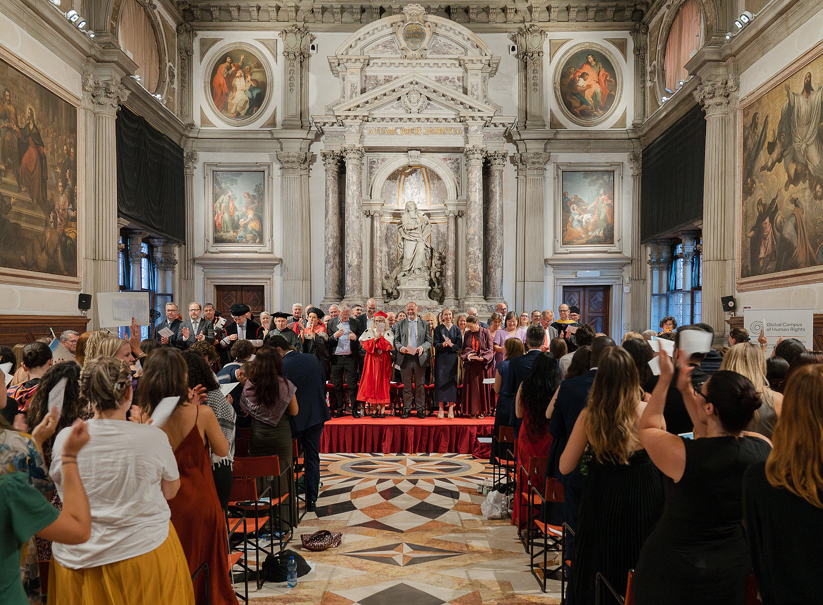 Graduation ceremony ©Gerd Oberleitner
