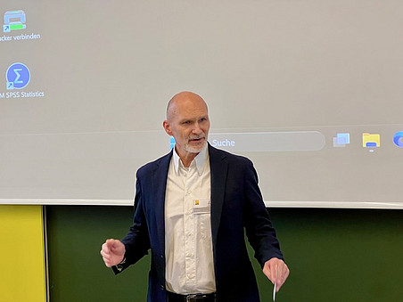 Andreas Schwerdtfeger - Leitung des Instituts für Psychologie 