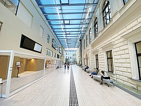 UB Foyer Uni Graz