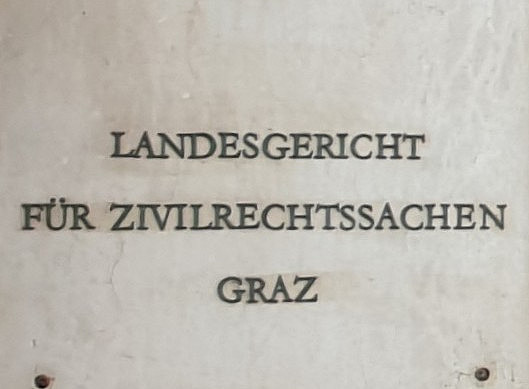 Schild mit Schriftzug Landesgericht für Zivilrechtsachen Graz ©Uni Graz/R. Ortlieb