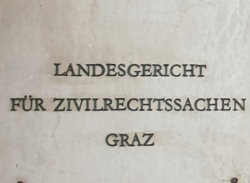 Schild mit Schriftzug Landesgericht für Zivilrechtsachen Graz ©Uni Graz/R. Ortlieb