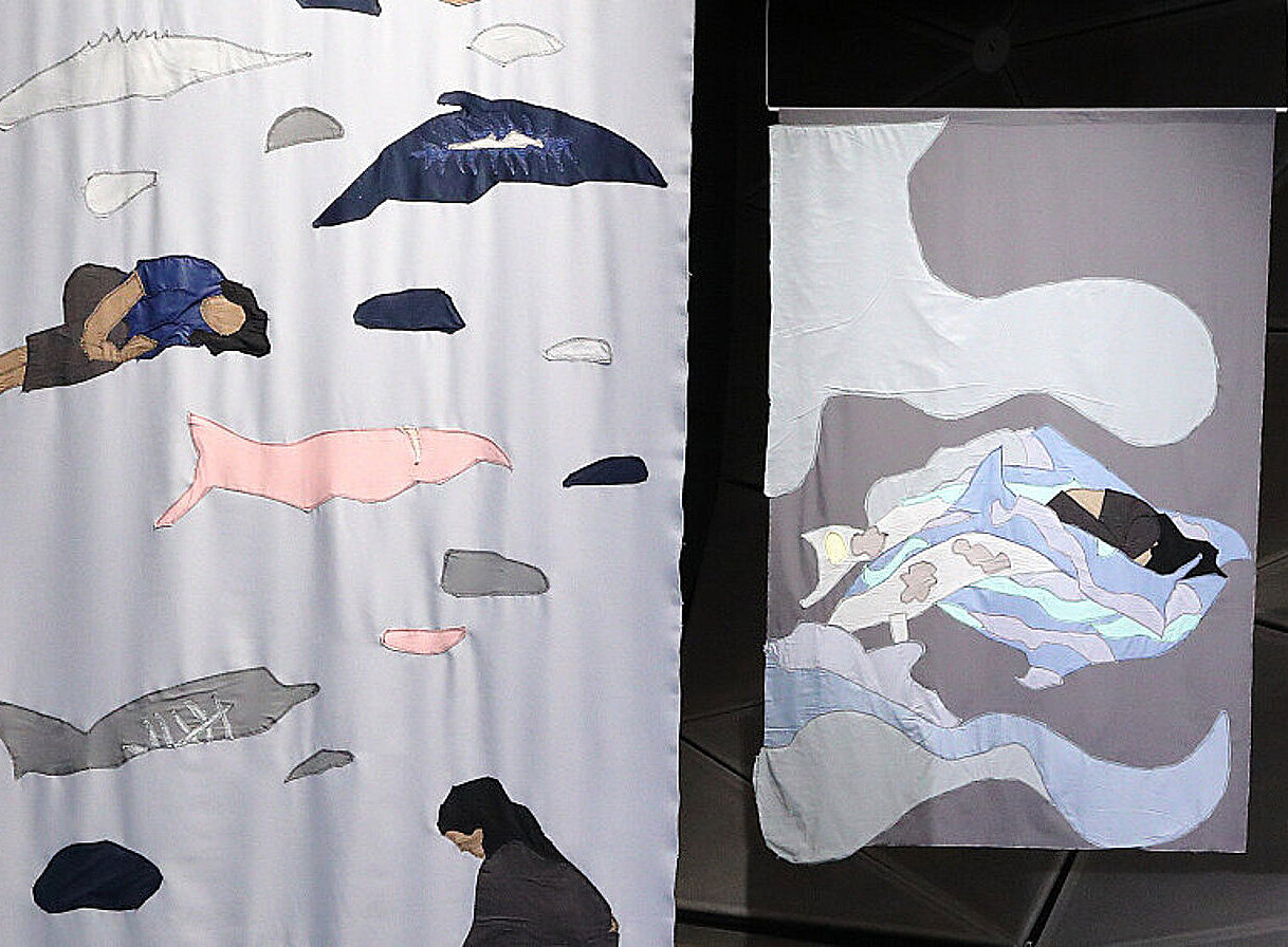 Menschen und andere Motive auf Stoff ©J.J. Kucek, Kunsthaus Graz