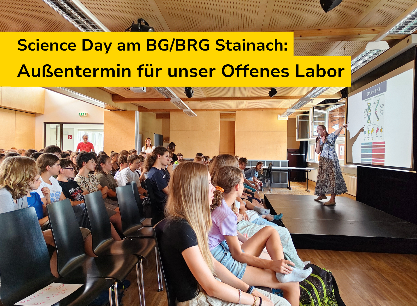 Heide Beranek-Knauer bei ihrem Vortrag am BG/BRG Stainach 