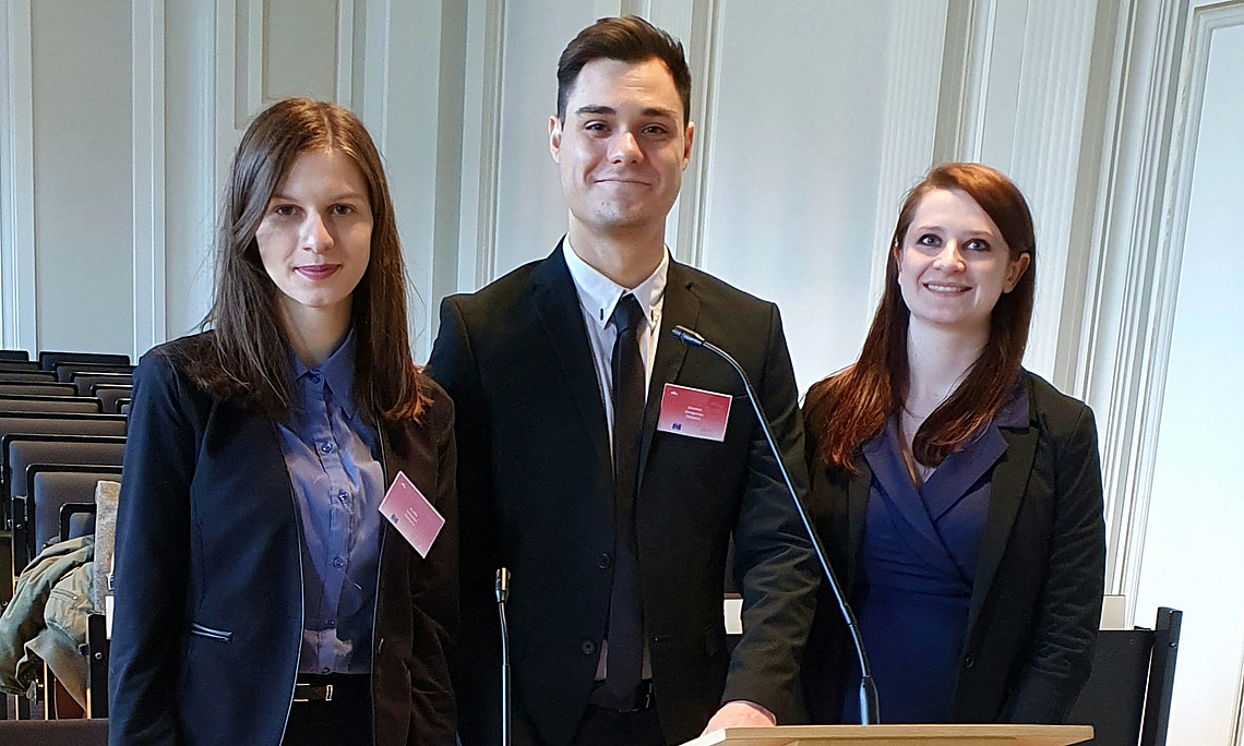 The Uni Graz Team 2022/23: Amila Mrkonja, Dimitar Draganov and Helena Leigh Lewis, (c) Oberleitner
