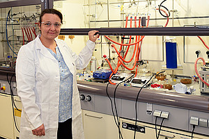 Katalin Barta Weissert arbeitet seit Anfang des Jahres als Professorin für Chemie an der Universität Graz. Die ERC Grant-Trägerin erforscht die Katalyse von Biomasse. Foto: Uni Graz/Schweiger 