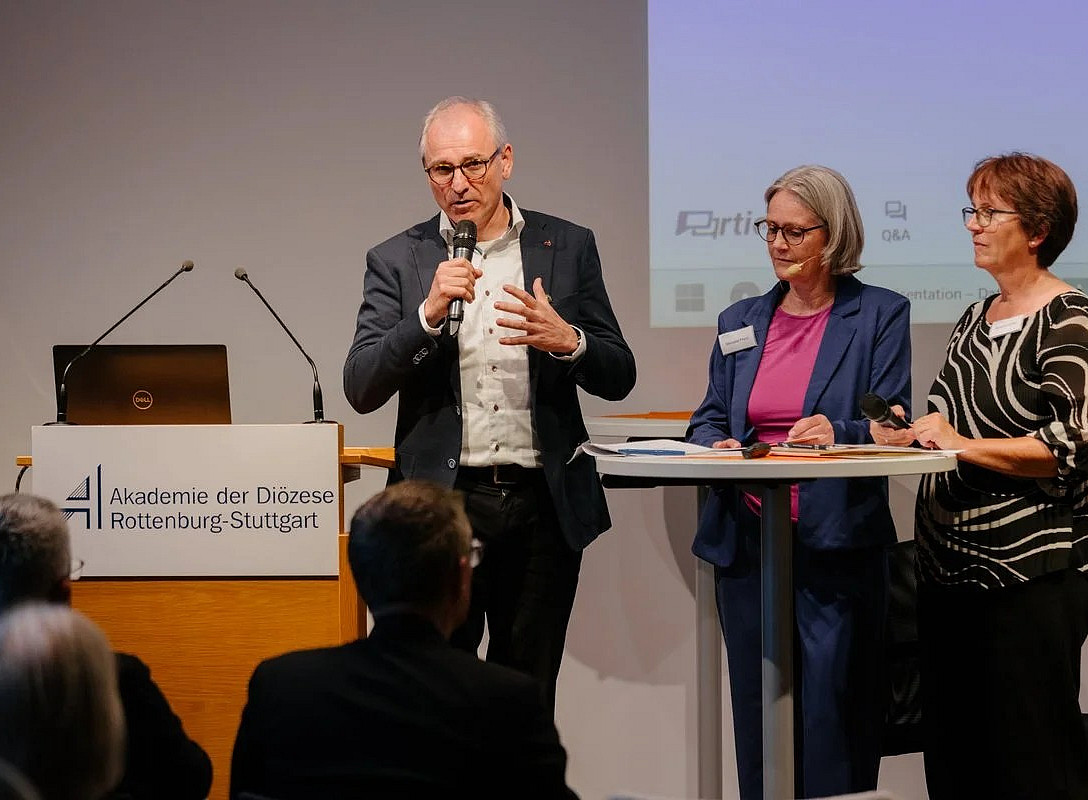 Bernd Hillebrand in der Diskussion ©Matthias Häußler - Film und Bild