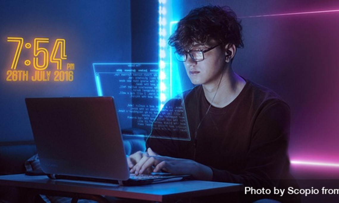 Man working on his computer | Noun Projekt