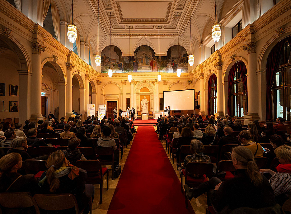 Publikum von hinten ©Sabine Hoffmann