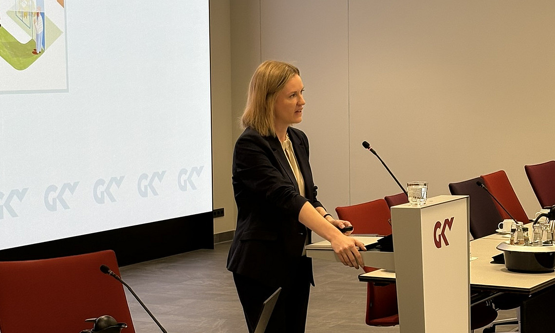 Dr. Verena Vinzenz