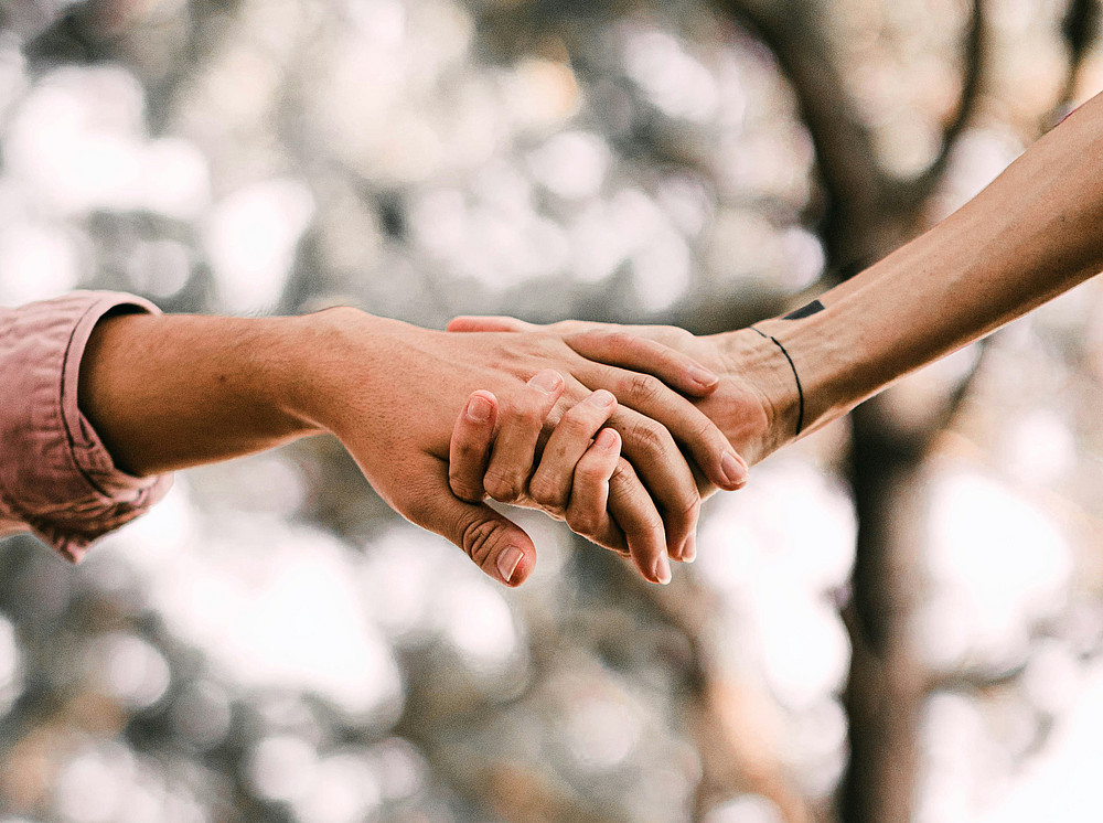 Helping Hands (Tabitha Unsplash) 