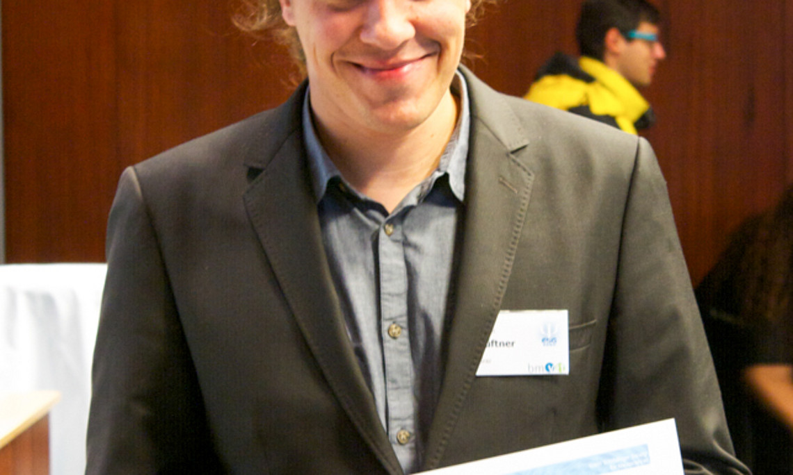 Daniel Lueftner erhielt den Nano-Preis der Erwin-Schrödinger Gesellschaft. Foto: EGS