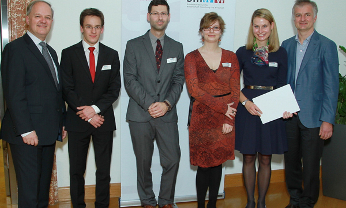 MinRat Dr. Alexander Marinovic, Dr. Johannes Wühl, Dr. Markus Hopfer, Dr. Julia Gebke, Dr. Kathrin Reinsberger, Univ.-Prof. Dr. Alfred Posch. Foto: Haslinger.