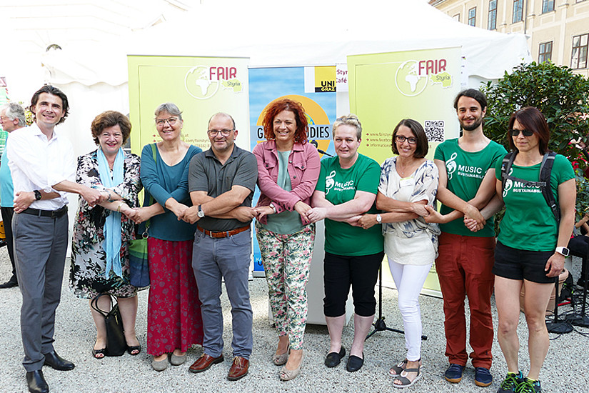 Sie packen's gemeinsam an, für mehr Nachhaltigkeit: VertreterInnen aus der Wissenschaft und Politik. Alle Fotos: Fair Tag Styria.