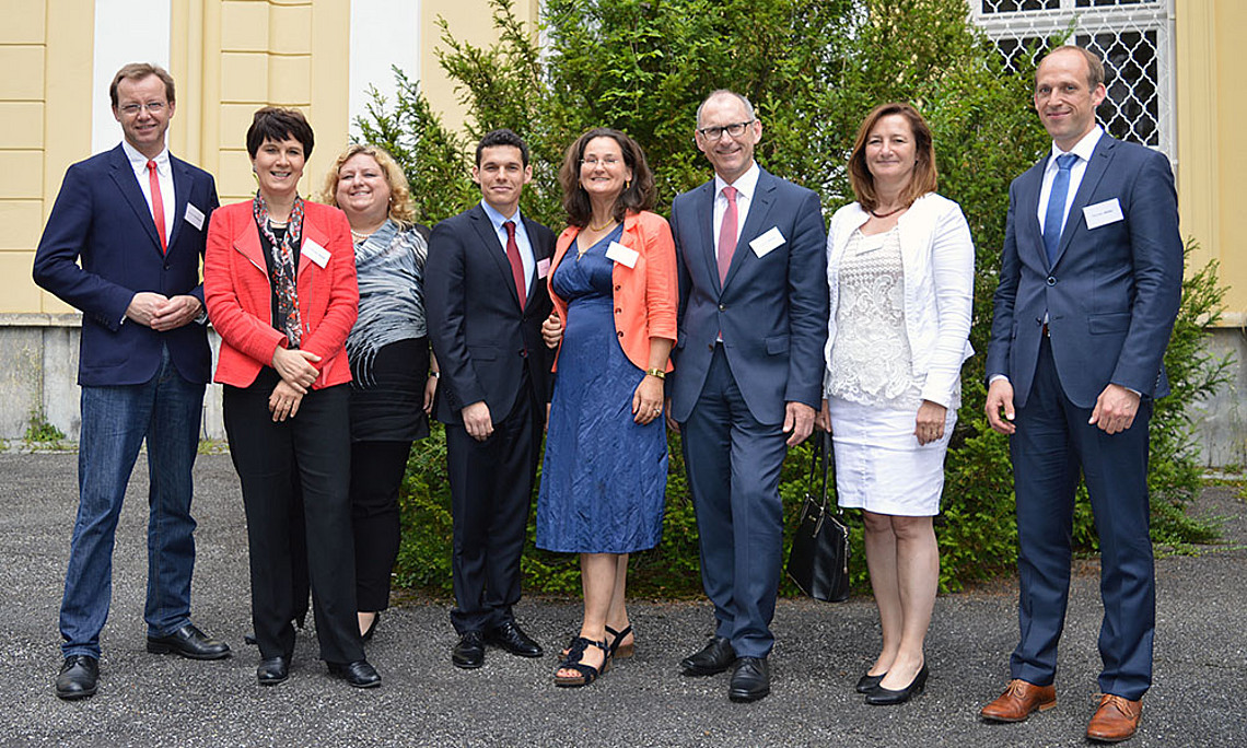 V.l.: Gottfried Kirchengast, Eva Schulev-Steindl, Erika Wagner (Uni Linz), Daniel Ramos (WTO), Yvonne Karimi-Schmidt (Uni Graz), Gerhard Schnedl, Monika Hinteregger (Uni Graz), Thorsten Müller (Stiftung Umweltenergierecht, Würzburg) Foto: Spitzer, CCCA