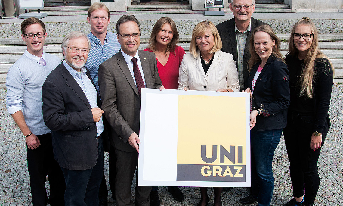 Markus Trebuch, Wolfgang Benedek, Bernhard Sebl, Peter Riedler, Daniela Unger-Ullmann, Christa Neuper, Lukas Meyer, Katharina Scherke und Elisabeth Krauss (v.l.).