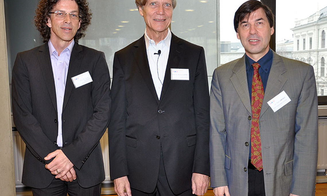 Jürgen Glaser, Michael Leiter und Paul Jiménez (v.l.) referierten über Leistungsfähigkeit und Wohlbefinden im Team.