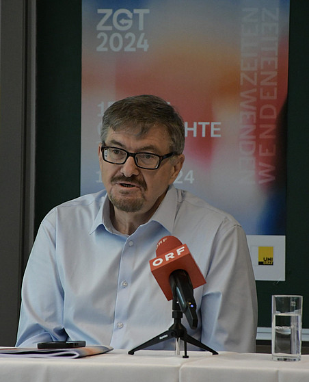Press conference, Graf-Boyko 