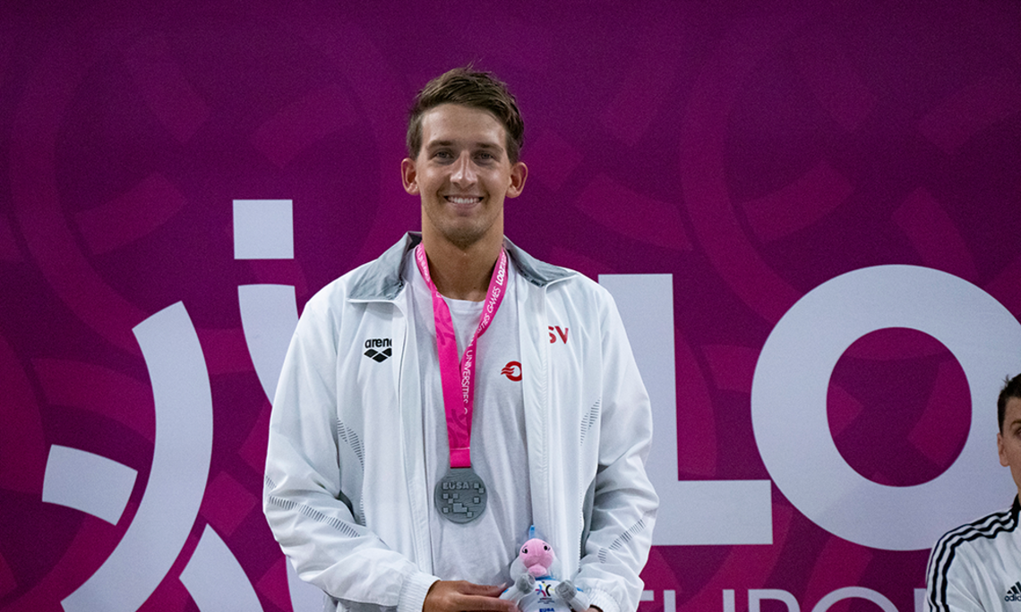 Silber für Paul Espernberger, erfolgreicher Schwimmer bei den European Universities Games 2022 Foto: Unisport Austria