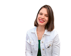 Junge Frau vor weißem Hintergrund ©beigestellt