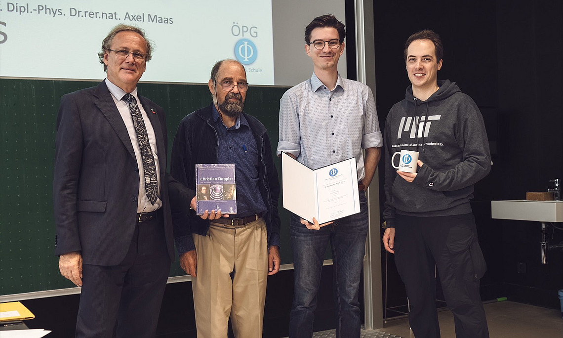 Philipp Schreiner erhält Studierendenpreis der ÖPG