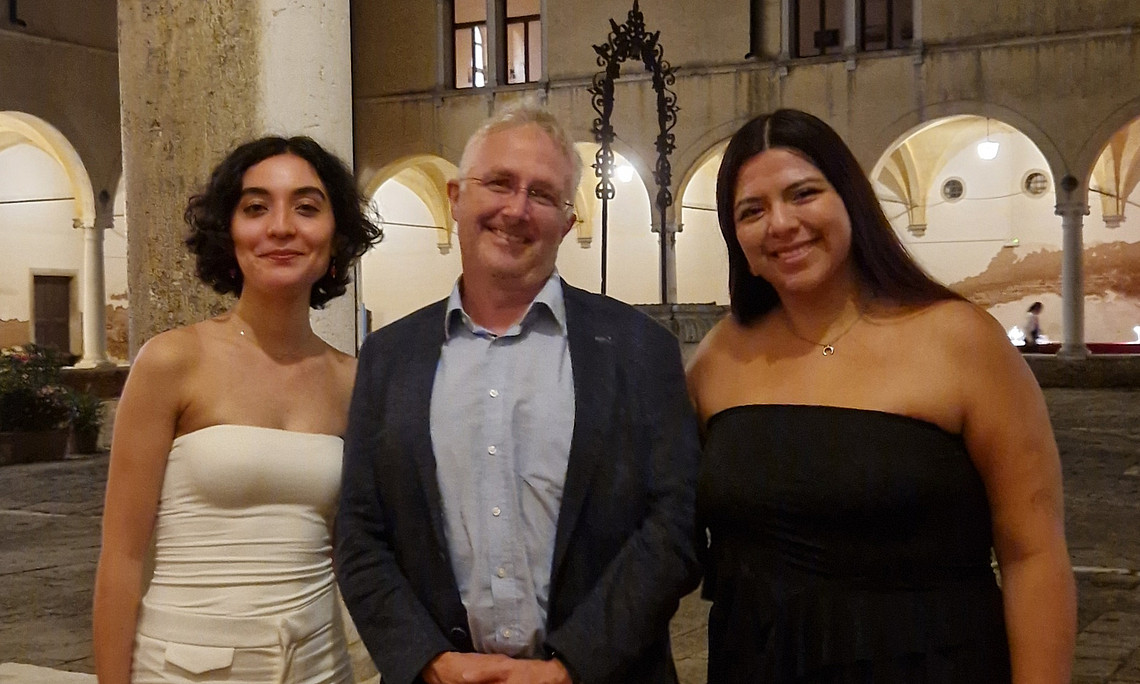 Sofia, Beatriz and Gerd Oberleitner at the Global Campus