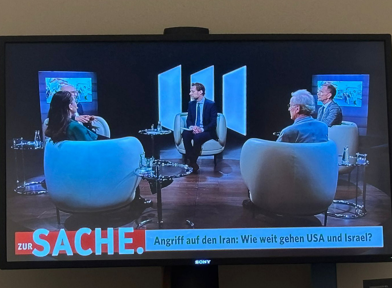 Prof. Karimi-Schmidt im ORF-Studio 