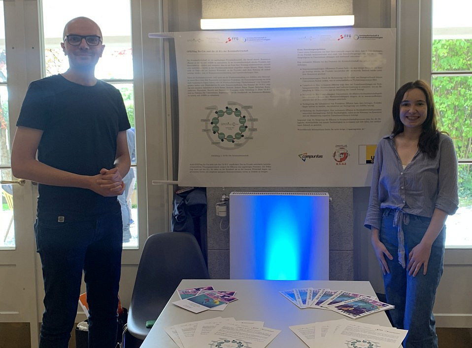 Gernot Lechner und Sabrina Rinder präsentieren das Projekt OPENing Re-Use ©Foto: Ines Güsser-Fachbach