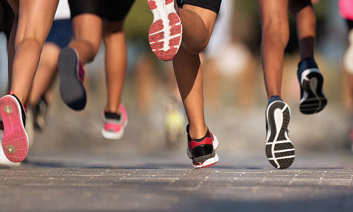Runners' legs from behind