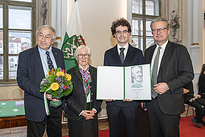 Thomas Georg Boné (2.v.r.) erhielt einen Josef Krainer-Förderungspreis