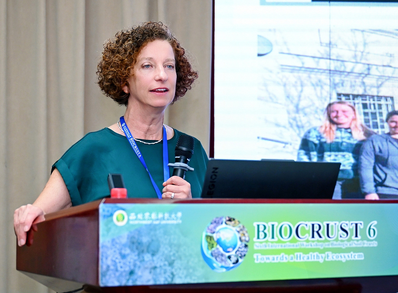 Bettina Talk Biocrust 6 ©Bettina Weber
