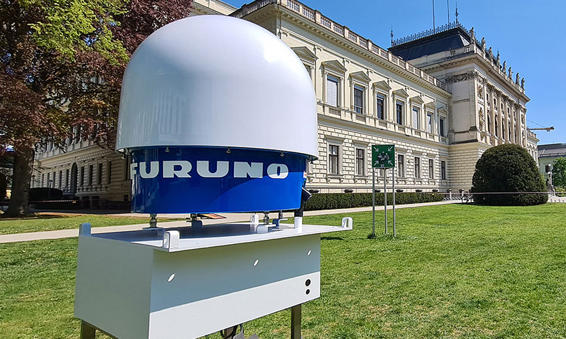 Das Wetterradar für das WegenerNet wurde vor seiner Installation am Stradnerkogel am Campus der Universität Graz getestet. Foto: Uni Graz/Galovic