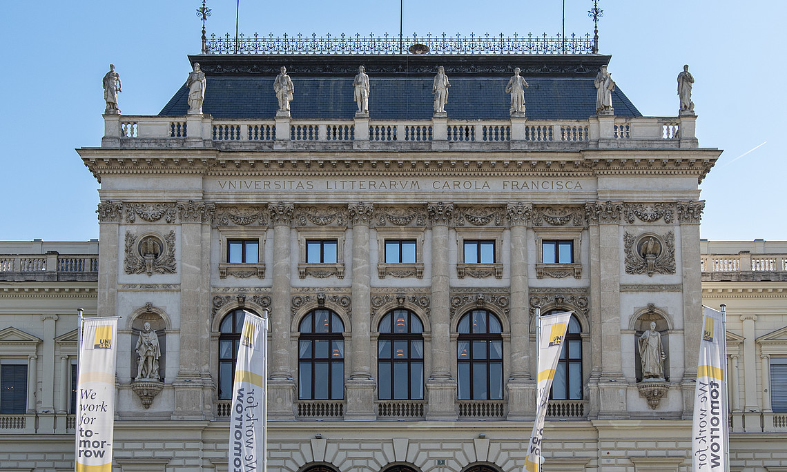 Foto Hauptgebäude