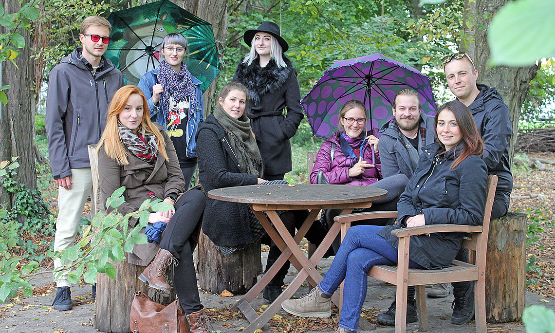 Das Team von "The Flying Dodo": Die Biologie-Studierenden landeten mit ihren Umwelt-Initiativen auf Platz 3 beim Biodiversitätspreis Silberdistel. Foto: Florian Szemes