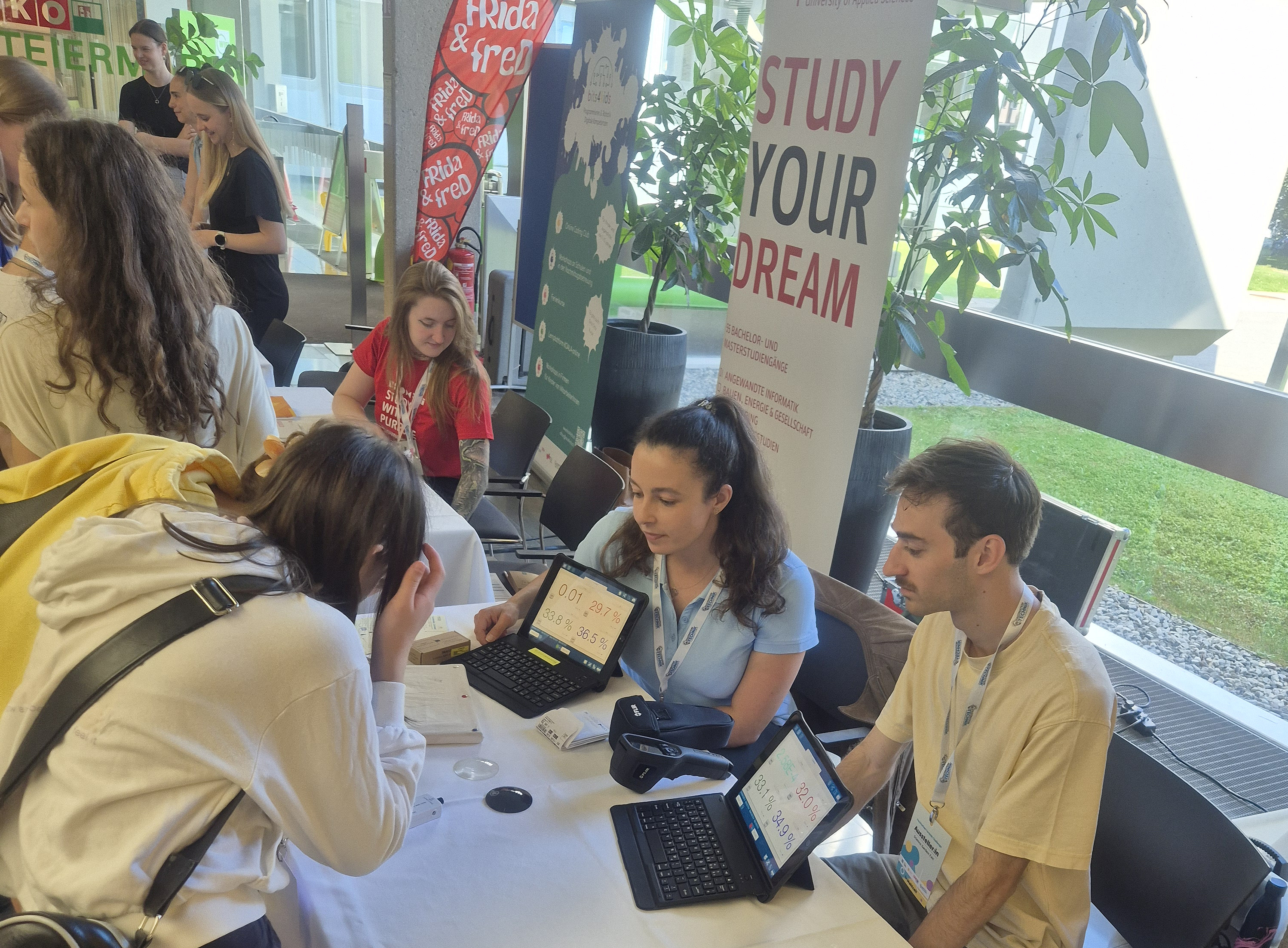 Teilnahme der Physikdidaktik bei der Faszination Technik Challenge an der WKO ©Uni Graz / Radlingmaier