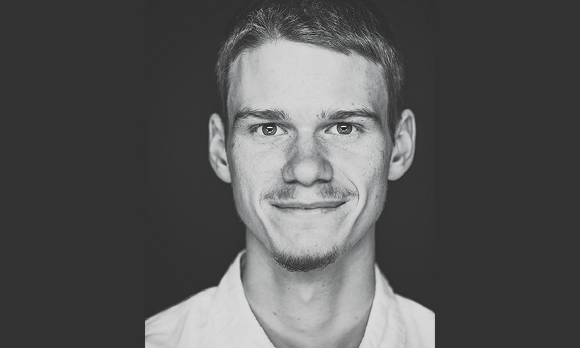Lukas Steinwender durchforstet mit Hilfe von künstlicher Intelligenz den Sternenhimmel nach Mustern - dank eines prestigeträchtigen Stipendiums bald in den USA. Foto: Steinwender. 