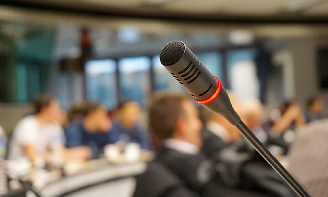 Microphone 