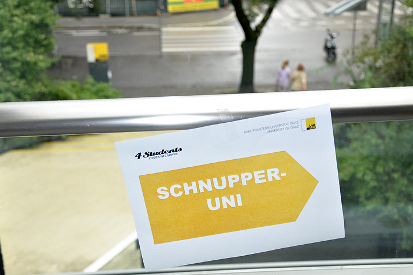 Die Schnupperuni findet noch bis Freitag im RESOWI-Zentrum statt.