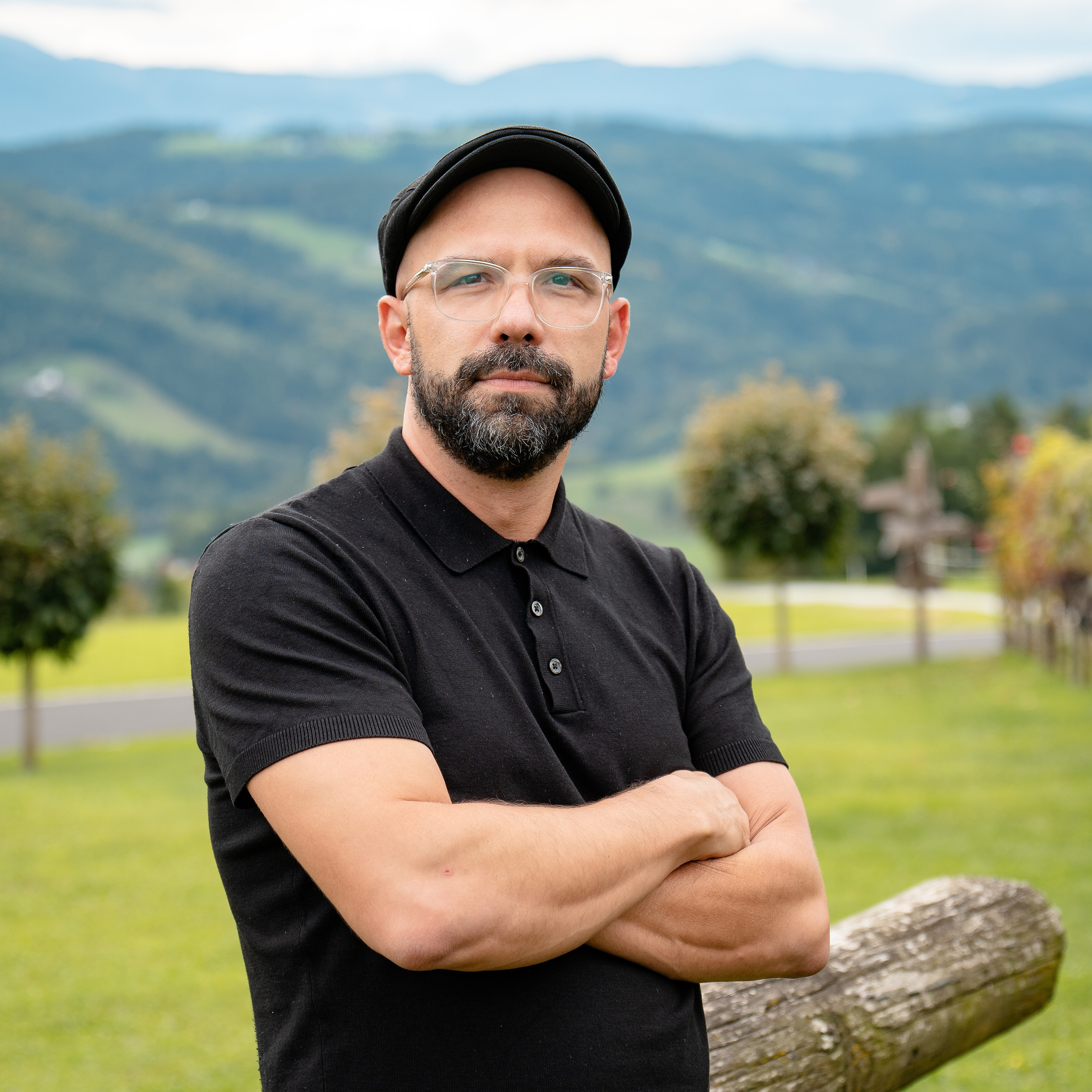 Univ.-Prof. Dr.phil. Mag. Georg Marschnig