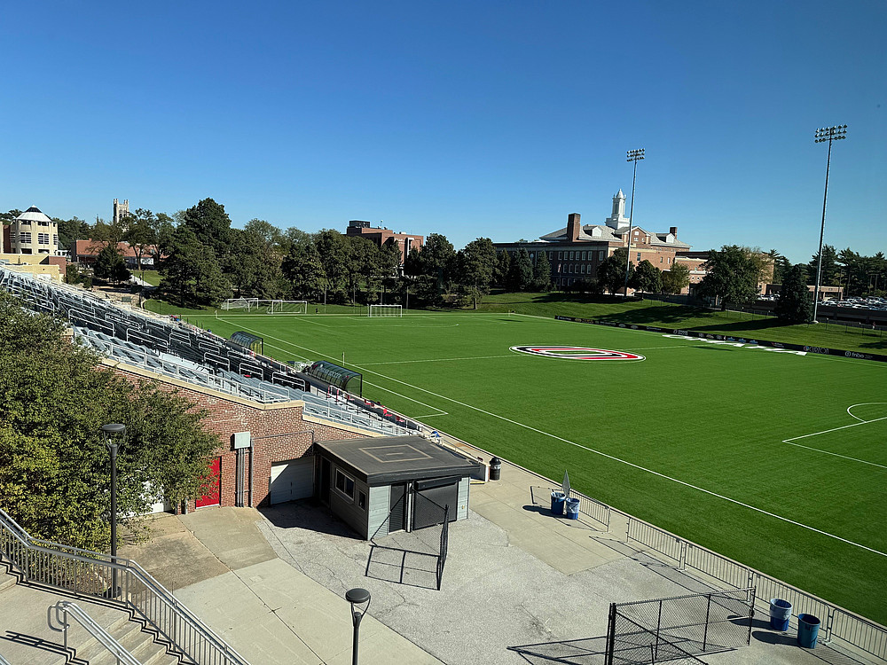 Fussballfeld ©BIB | Petra Rabitsch