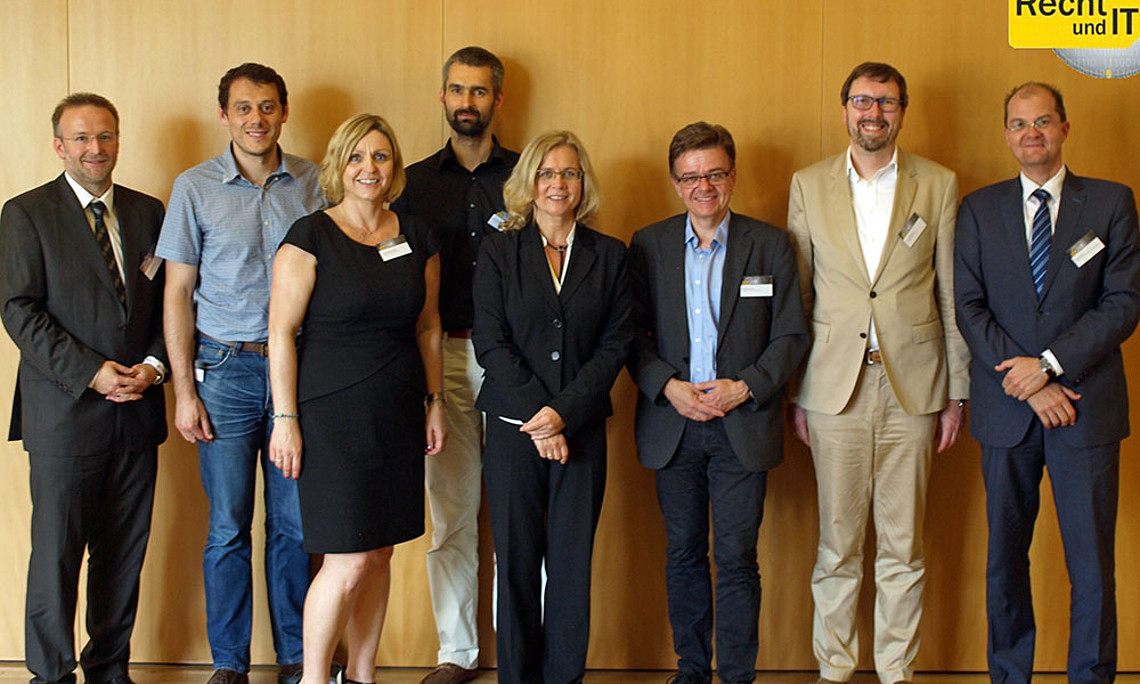 ExpertInnen aus Technik, Recht und Medizin vereint: Christian Bergauer, Martin Urschler, Reingard Riener-Hofer, Alexander Bornik, Elisabeth Staudegger, Alois Birklbauer, Thorsten Schwark, und Clemens Thiele - Foto: Uni Graz/Hofmann
