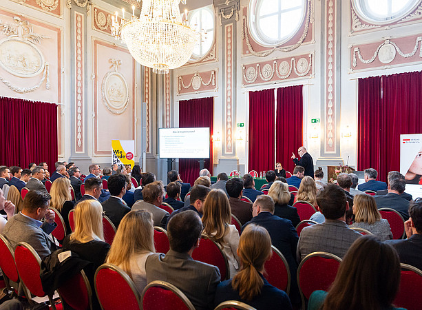 Prof. a.D. Dr. Christoph G. Paulus, LL.M. (Berkeley), trug beim 4. Grazer Insolvenzrechtspraxis-Symposium vor. 
