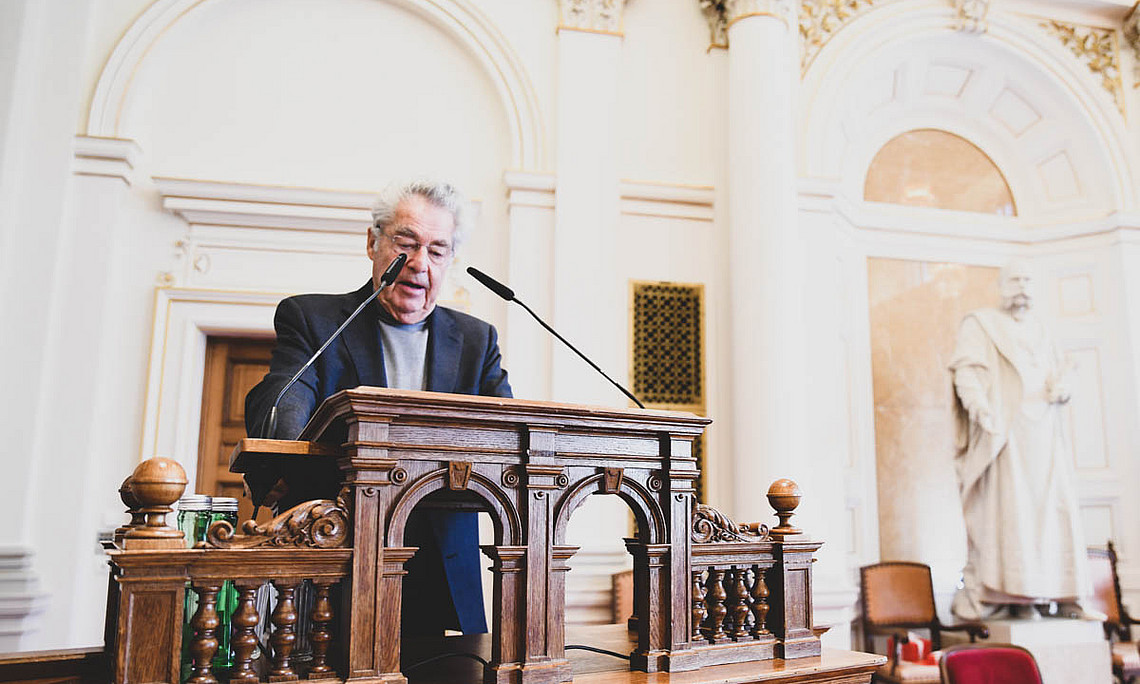 Bundespräsident a. D. Heinz Fischer, ein Kenner der Österreichischen Bundesverfassung, hielt den Festvortrag zum Jubiläum. Fotos: Uni Graz/Tzivanopoulos