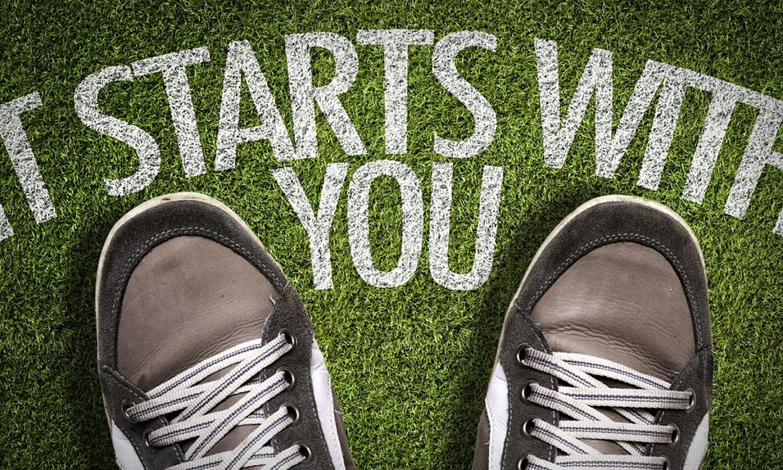 It Starts With You - Text mit Schuhen